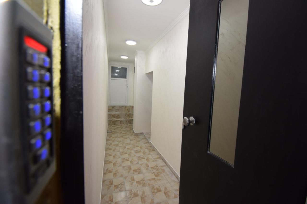 Apartments Wolf Belgrado Exterior foto